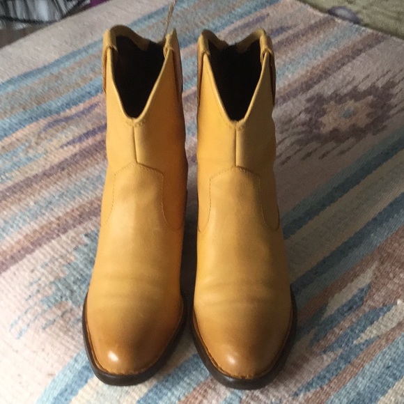 Born Shoes - Born Ankle Boots